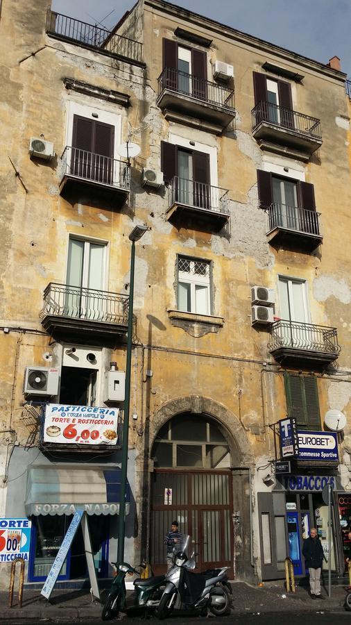 B&B A Casa Di Grazia Napels Buitenkant foto